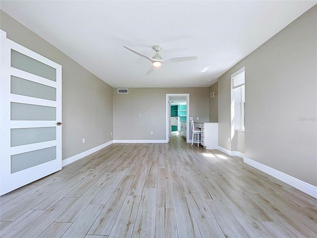 5200 BRITTANY DRIVE S 1502, St Petersburg, FL 33715