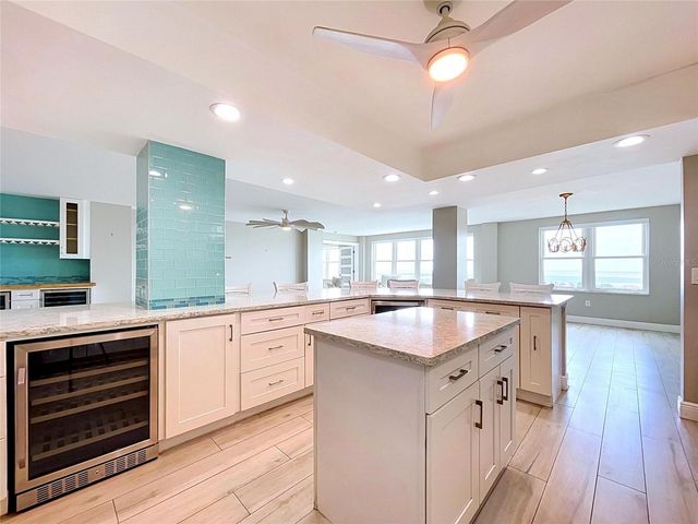 5200 BRITTANY DRIVE S 1502, St Petersburg, FL 33715