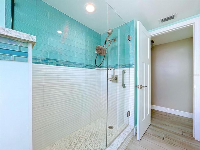 5200 BRITTANY DRIVE S 1502, St Petersburg, FL 33715