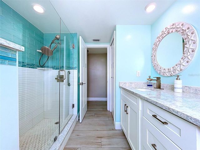5200 BRITTANY DRIVE S 1502, St Petersburg, FL 33715