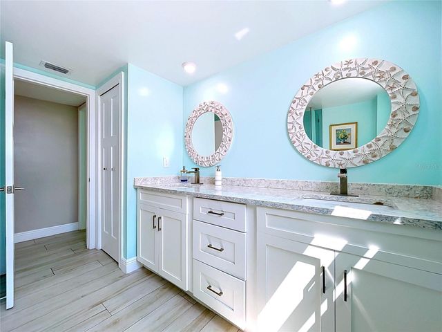 5200 BRITTANY DRIVE S 1502, St Petersburg, FL 33715