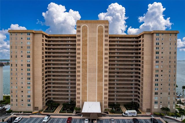 5200 BRITTANY DRIVE S 1502, St Petersburg, FL 33715