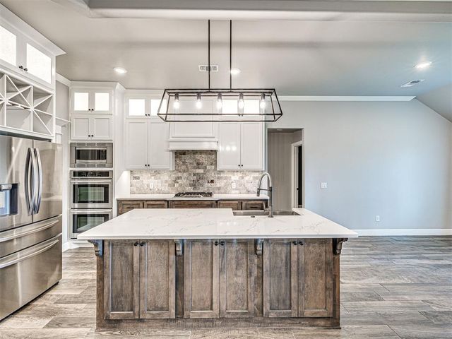 4305 NW 156th Place, Edmond, OK 73013