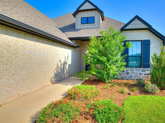 4305 NW 156th Place, Edmond, OK 73013