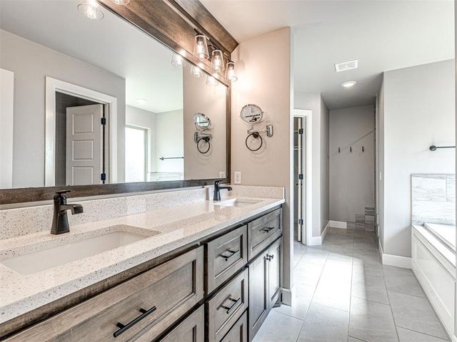 4305 NW 156th Place, Edmond, OK 73013