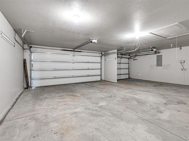 4305 NW 156th Place, Edmond, OK 73013