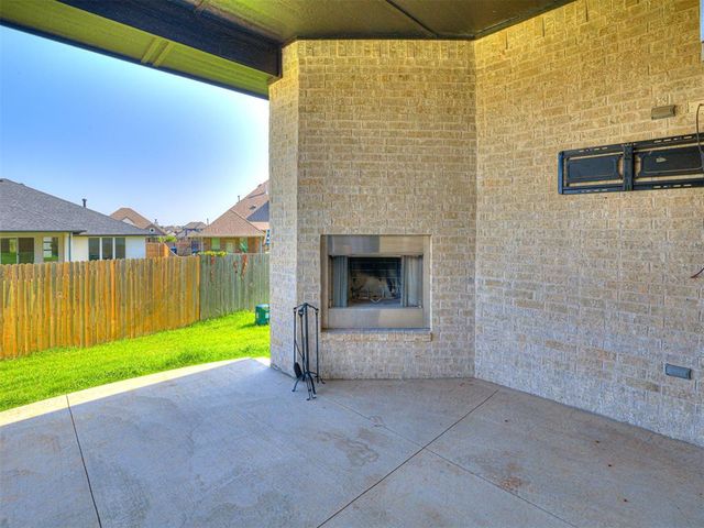 4305 NW 156th Place, Edmond, OK 73013