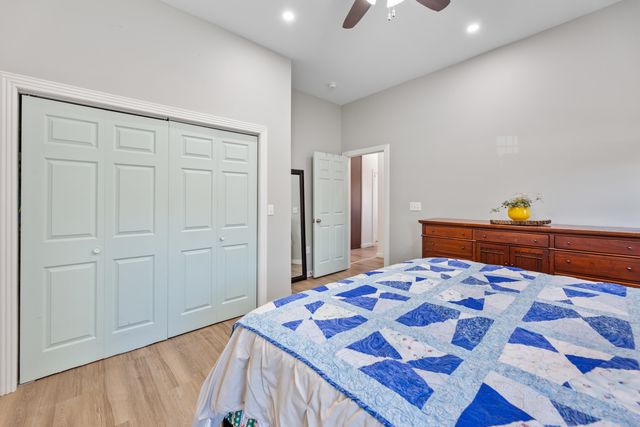 306 E Sunnydell St, Derby, KS 67037