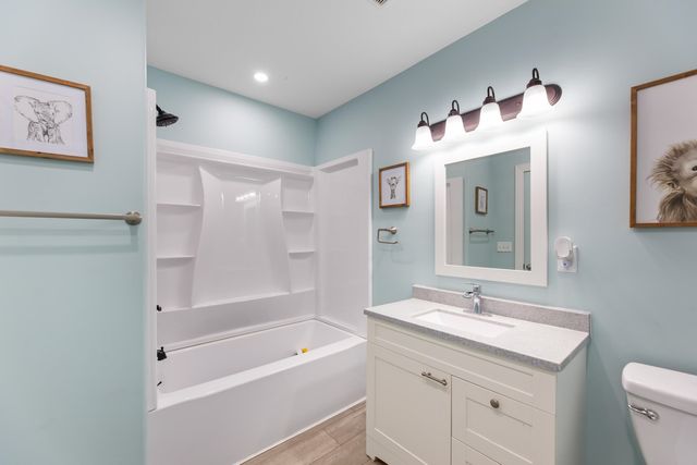 306 E Sunnydell St, Derby, KS 67037