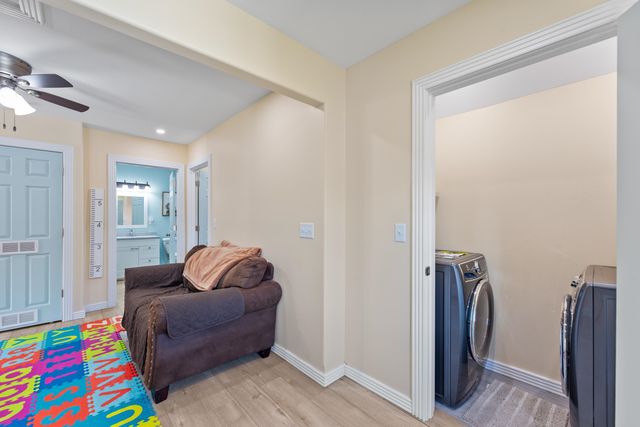 306 E Sunnydell St, Derby, KS 67037