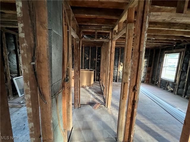 2773 Burton Street SE, Warren, OH 44484