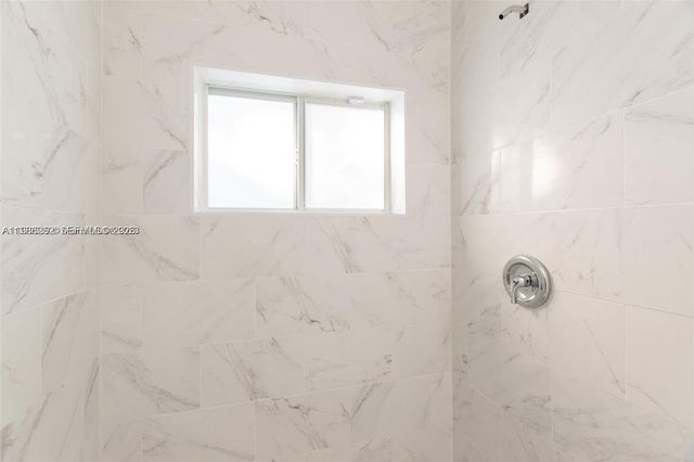 1812 NW 64th St, Miami, FL 33147