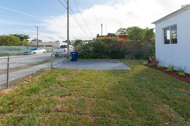 1812 NW 64th St, Miami, FL 33147