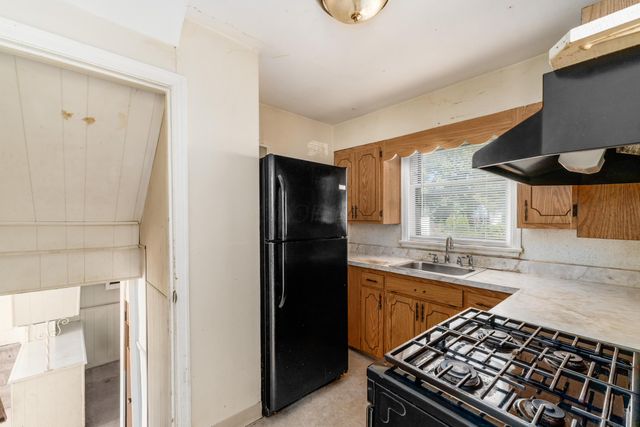 1872 Greenway Avenue S, Columbus, OH 43219