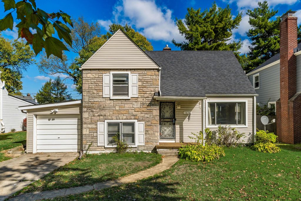 1872 Greenway Avenue S, Columbus, OH 43219