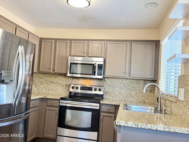 23644 W PARKWAY Drive, Buckeye, AZ 85326