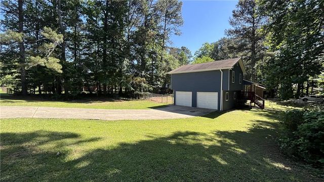 2945 Barrett Court, Powder Springs, GA 30127