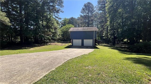 2945 Barrett Court, Powder Springs, GA 30127