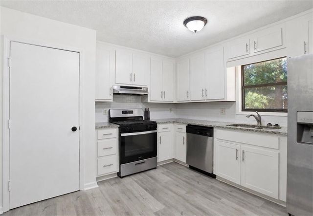 2945 Barrett Court, Powder Springs, GA 30127