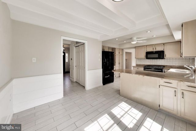 7724 FONTAINE ST, Potomac, MD 20854
