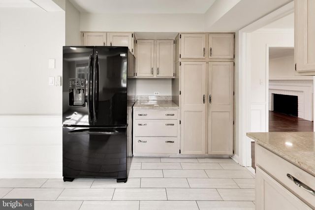 7724 FONTAINE ST, Potomac, MD 20854