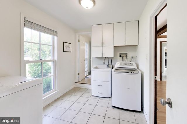 7724 FONTAINE ST, Potomac, MD 20854