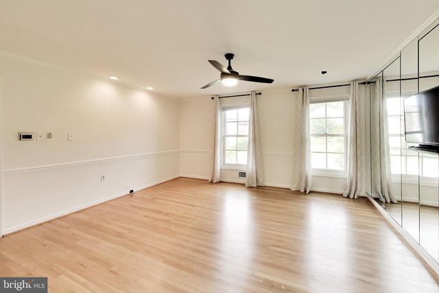 7724 FONTAINE ST, Potomac, MD 20854