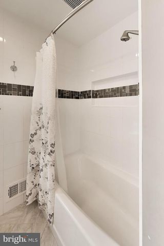 7724 FONTAINE ST, Potomac, MD 20854