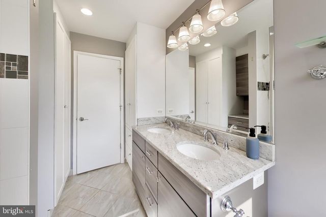 7724 FONTAINE ST, Potomac, MD 20854