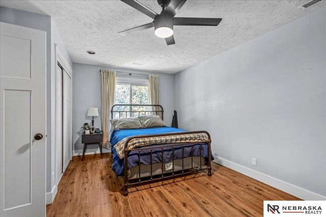 10605 Madison Street, Omaha, NE 68127