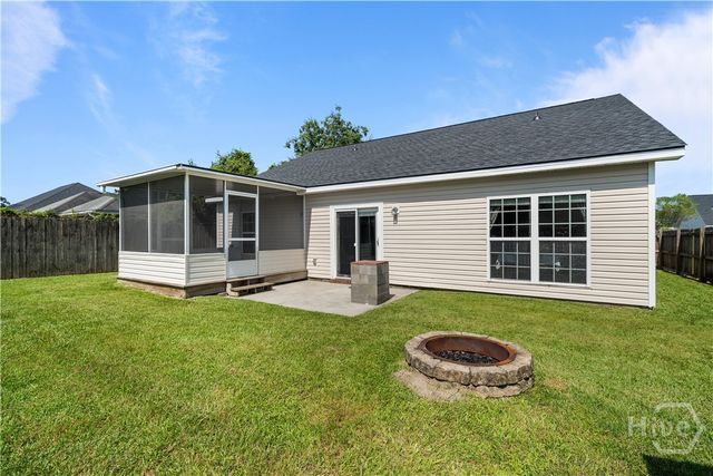8 Rainier Lane, Savannah, GA 31405