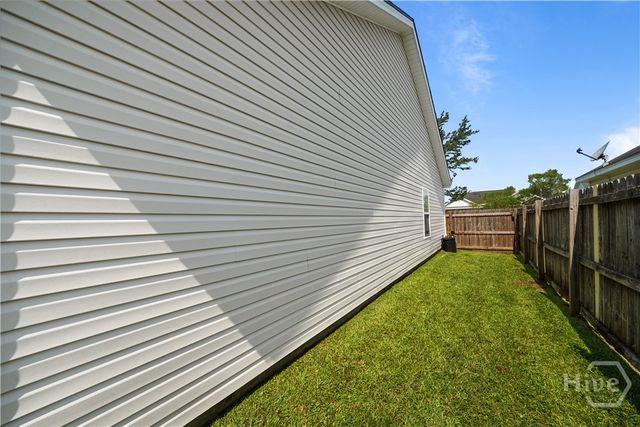 8 Rainier Lane, Savannah, GA 31405