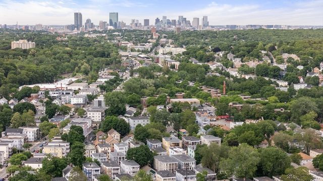 18-20 Granfield Avenue 18-3, Boston, MA 02131
