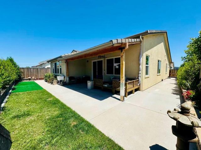 4341 Trailblazer Way, Modesto, CA 95356