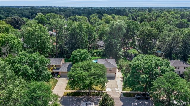 369 Countryside Lane, Amherst, NY 14221