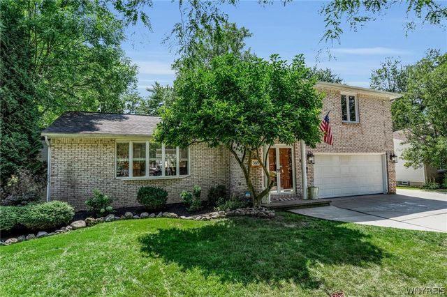 369 Countryside Lane, Amherst, NY 14221