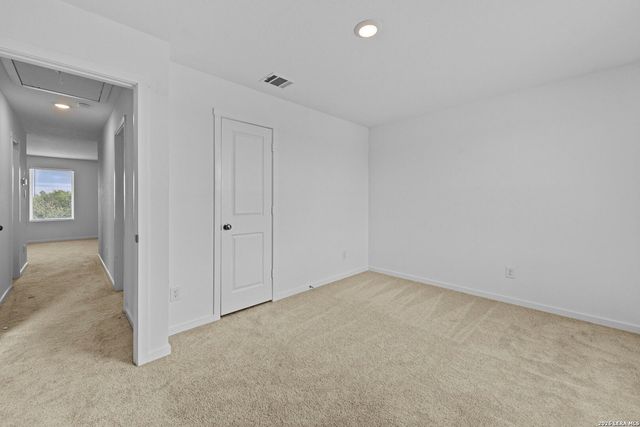 12903 Kathleen St, St Hedwig, TX 78152
