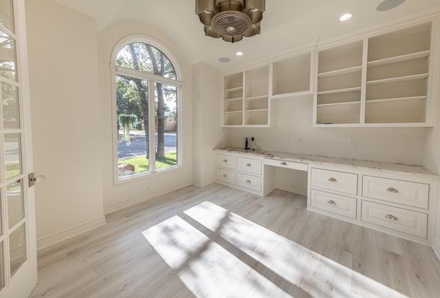 9102 Vicksburg Avenue, 13, Lubbock, TX 79424