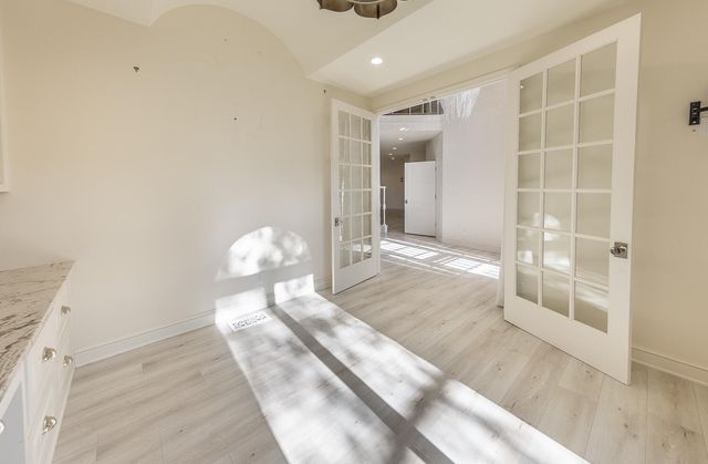 9102 Vicksburg Avenue, 13, Lubbock, TX 79424