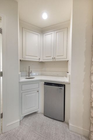 9102 Vicksburg Avenue, 13, Lubbock, TX 79424