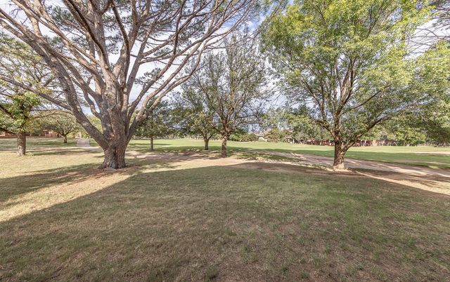 9102 Vicksburg Avenue, 13, Lubbock, TX 79424