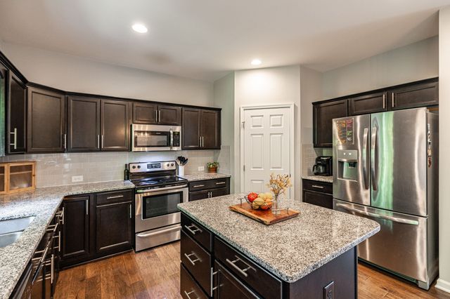 1024 Ryan Ct, Gallatin, TN 37066