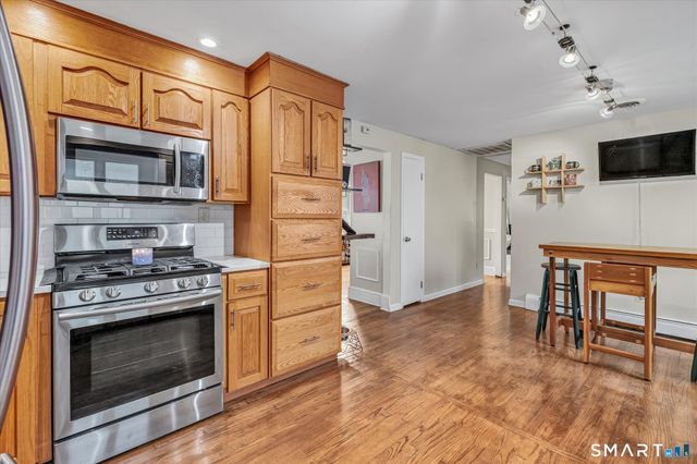 10 Nichols Terrace, Stratford, CT 06614
