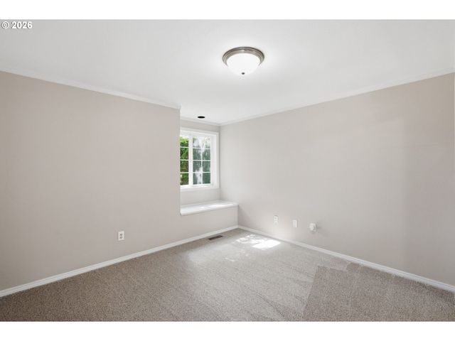 361 72ND Pl, Springfield, OR 97478