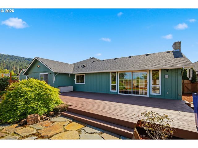 361 72ND Pl, Springfield, OR 97478