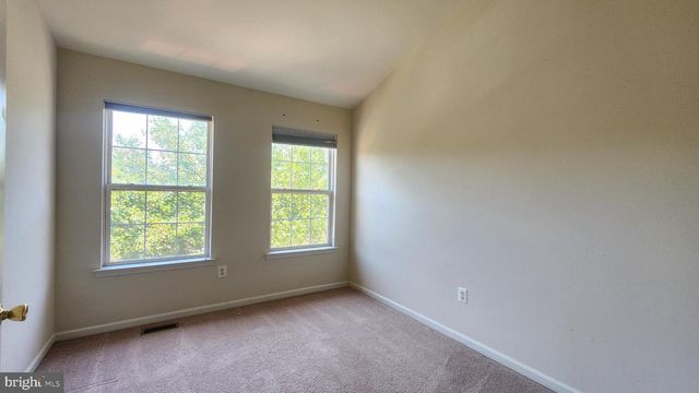 7719 SULLIVAN CIR, Alexandria, VA 22315