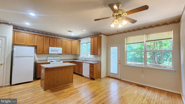7719 SULLIVAN CIR, Alexandria, VA 22315