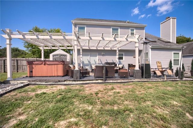 6617 Quail Hollow DR, Hayes, VA 23072