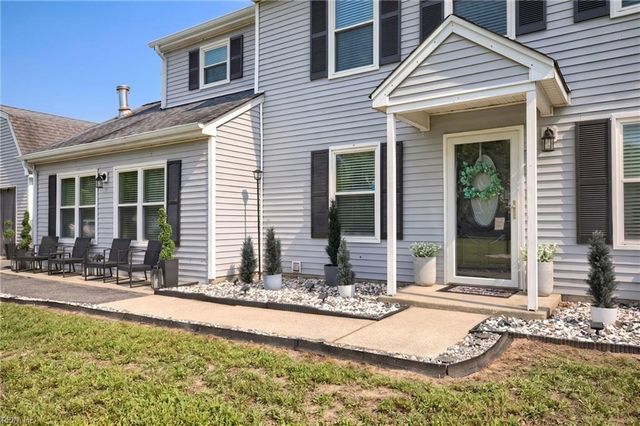 6617 Quail Hollow DR, Hayes, VA 23072