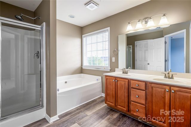 163 Yadkin Road, Fletcher, NC 28732